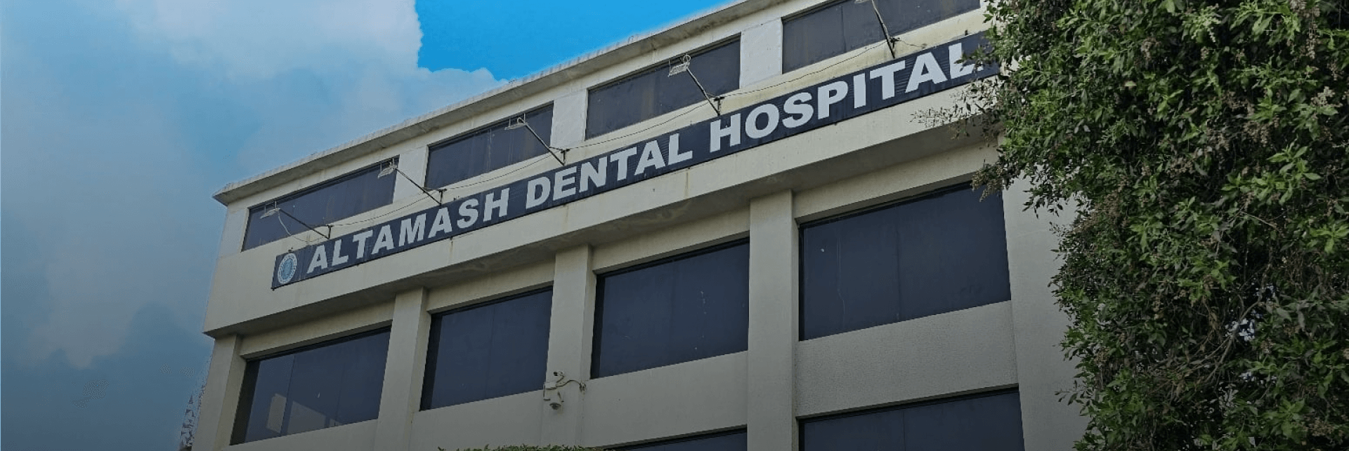 Best Dental Treatment at Altamash Clinic